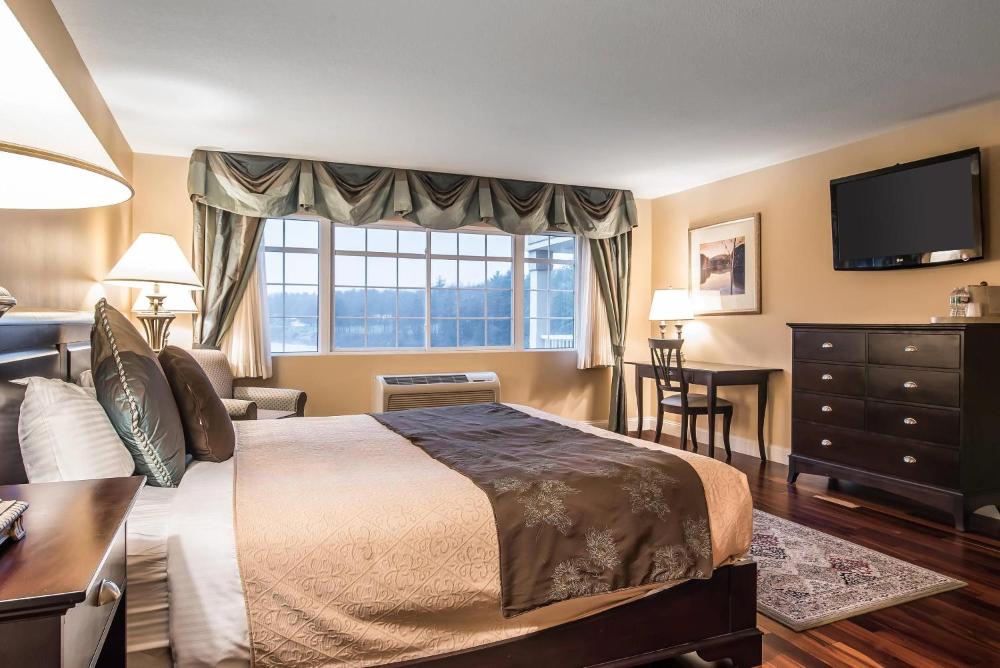 Standard King Room - Non-Smoking interior